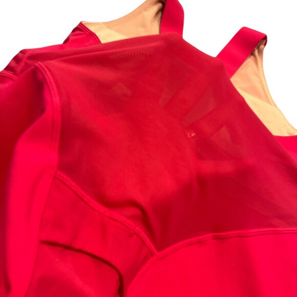 LULULEMON Deep V Athletic Tank **Size 8-10 Crossbody Mesh Back w Pocket W1D115 - Picture 7 of 13